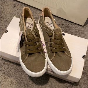 Blowfish malibu sneakers